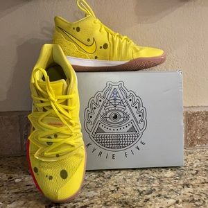 Boyd Nike KYRIE 5 Spongebob shoes. sz 6.5.